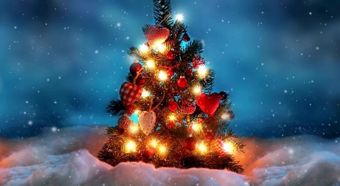 Christmas Tree — живые обои к праздникам